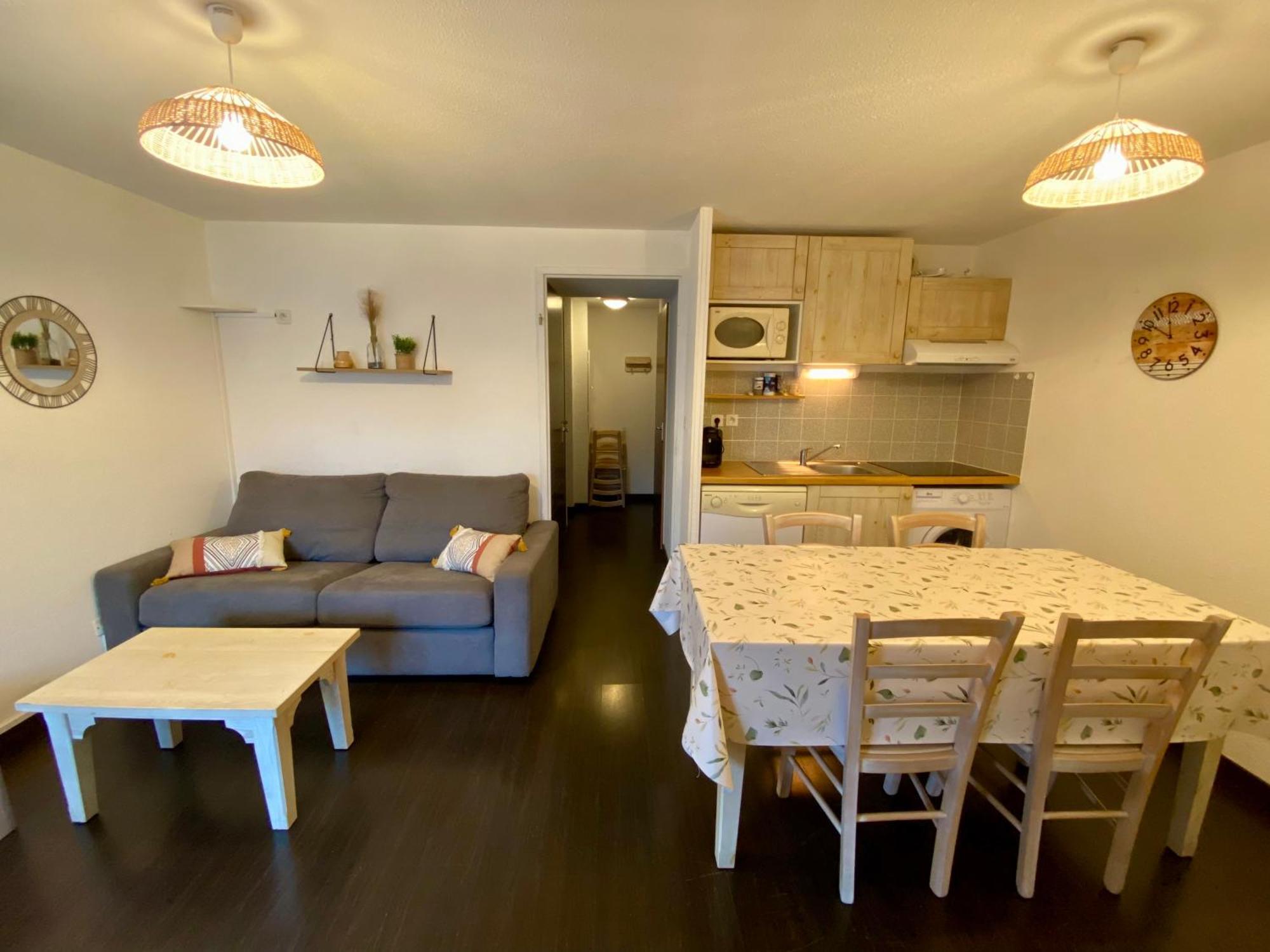 Rdc - Luz-st-sauveur Apartamento